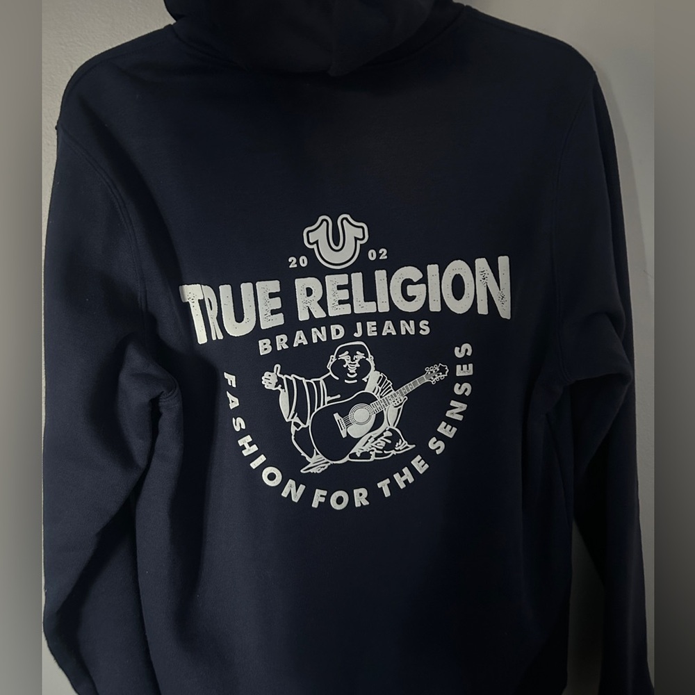 limited edition true religion zip up hoodie ⭐️